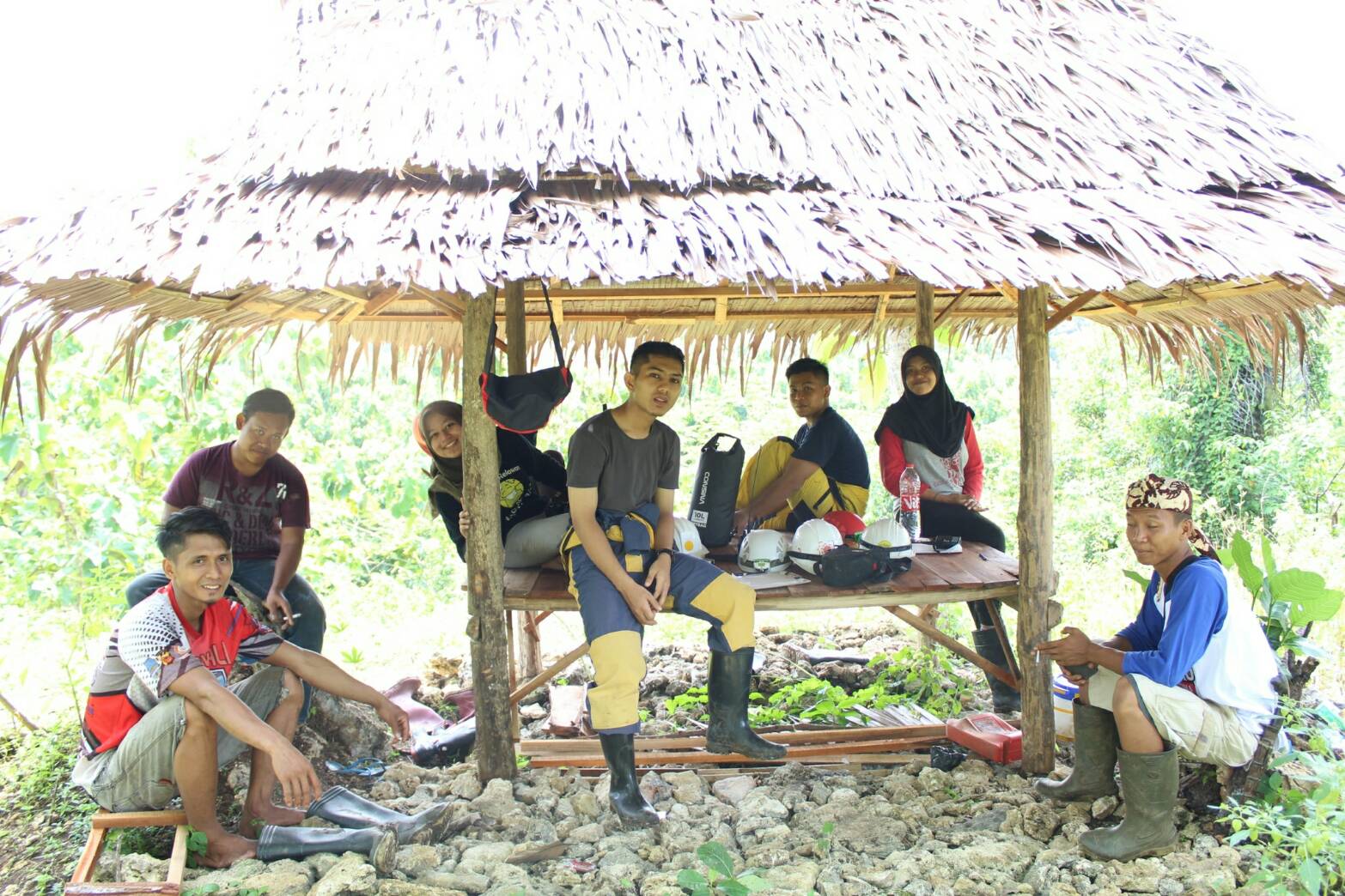 saung pokdarwis.jpg